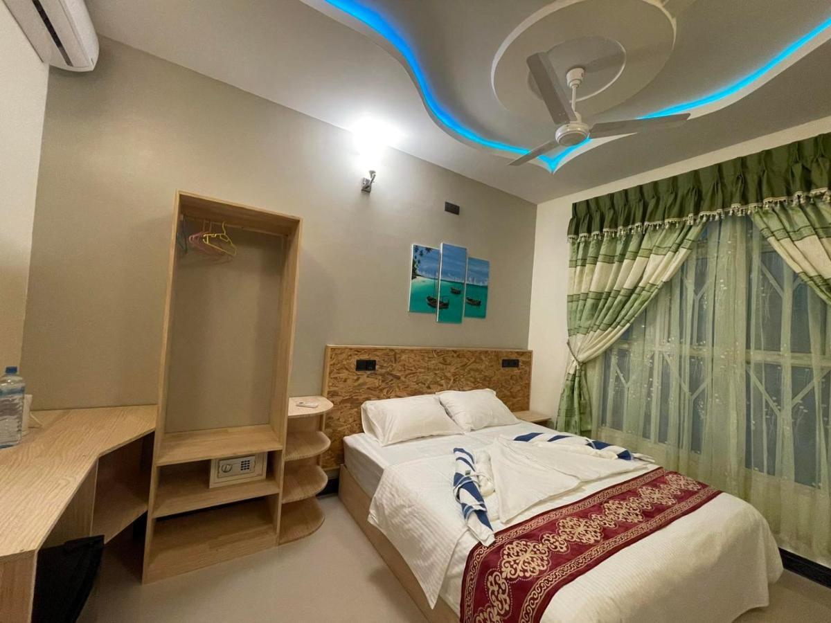 Ocean Waves Inn Gaafaru Екстер'єр фото